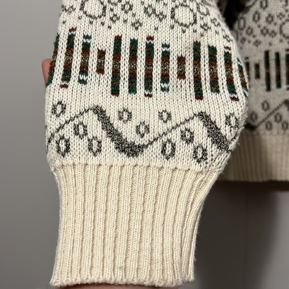 Vintage JT Beckett Men’s XL Sweater Made in Italy Geometric Design - Picture 6 of 7